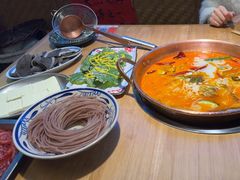 -洱火云南酸菜牛肉火锅(石景山当代商城店)