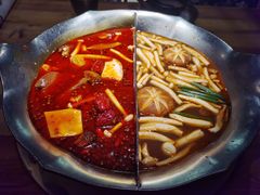 台式麻辣锅-湊湊火锅·茶憩(杭州湖滨银泰in77店)