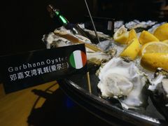 邓嘉文湾极品乳蚝-囧吉香生蚝牛排馆(湖北路店)
