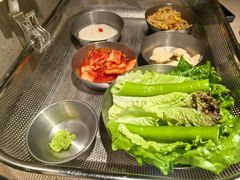 -蚂蚁洞·烤肉大营地(上海静安大悦城店)