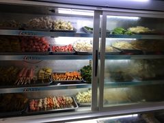 自助取餐区-陈氏老字号十三小炸炸店