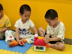 -巧虎KIDS早教托育成长中心(北京西城天虹中心)