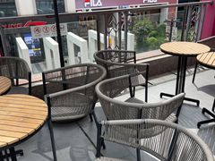 -星巴克臻选(金桥国际店)