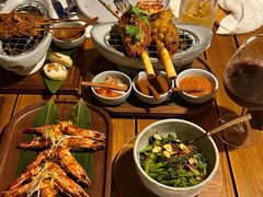 -三亚艾迪逊酒店·海滩烧烤 BARBACOA·现场乐队·浪漫晚餐·烧烤海鲜
