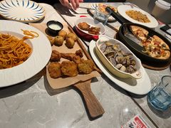 -必胜客(骡马市店)