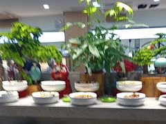 -新艺自助美食城(中山路店)