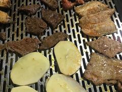 -陈小肠自助火盆烧烤(海门渔村美食街店)