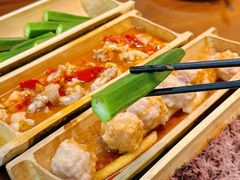 -胡须哥网红竹筒菜