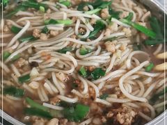 -正宗杨记普洱酸醋米线(总店)