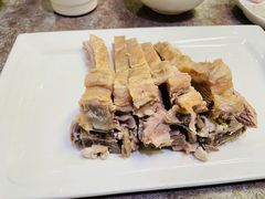 手抓羊肉半斤-贯贯吉·清真餐厅(浙江中路店)