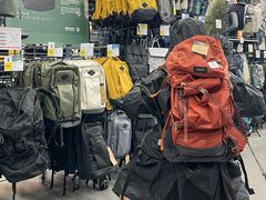 -迪卡侬(民族东店)