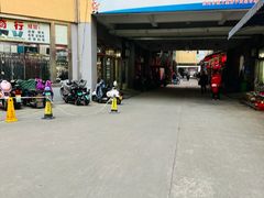 -钱万里桥小商品市场