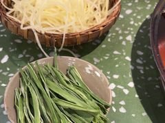 -五里关火锅(上海鑫耀·光环Live店)