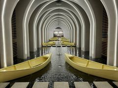 -涨巢·潮玩水疗局