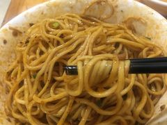 素椒杂酱面-明红蹄花(糍粑店街店)
