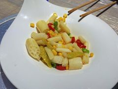 -靓靓蒸虾(恩施新天地店)