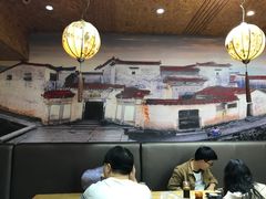 大堂-百年尹氏汤包(湖南路狮子桥店)