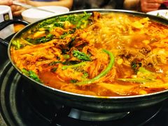 小滴排骨火锅-喇喇排骨火锅·传统韩式脊骨汤(望京西园总店)
