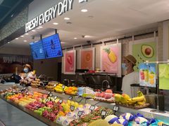 -每日新鲜水果吧(芮欧百货店)