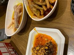 -二孃鸡爪爪(东风路总店)