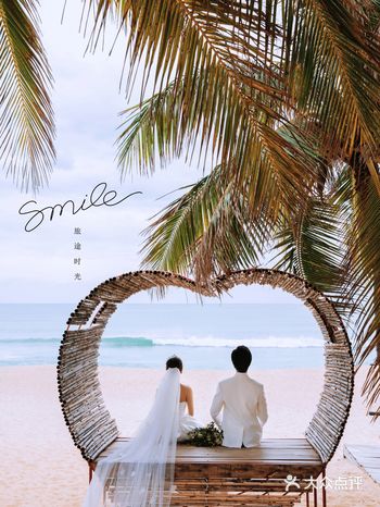 你的身影令我着迷，你的视线让我温醉， 心中盼望与你牵