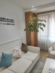 -HEYAN荷妍专业脱毛连锁机构