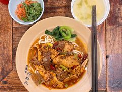 -方铲铲·成都板凳面(滨江银泰店)