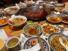 -旧街市鲜货老火锅(大光路店)