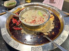 -洞亭火锅(防空洞总店)