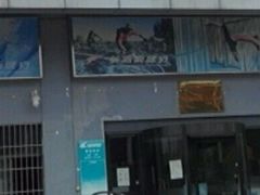 -英派斯健身游泳馆