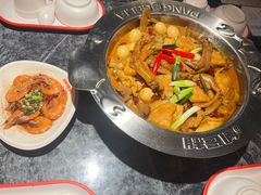 -胖哥俩肉蟹煲(长沙高铁吾悦广场店)