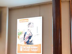 -阿瓦山寨·湘菜现炒·剁椒鱼头王(咸阳总店)