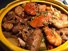 -多嘴超级肉蟹煲(杉杉国潮主题店)