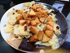 莲白炒窝头-鱼之家小四川水煮鱼