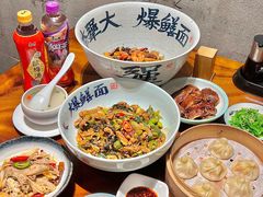 -李犟大爆鳝面·手工蟹黄包(湖滨西湖店)