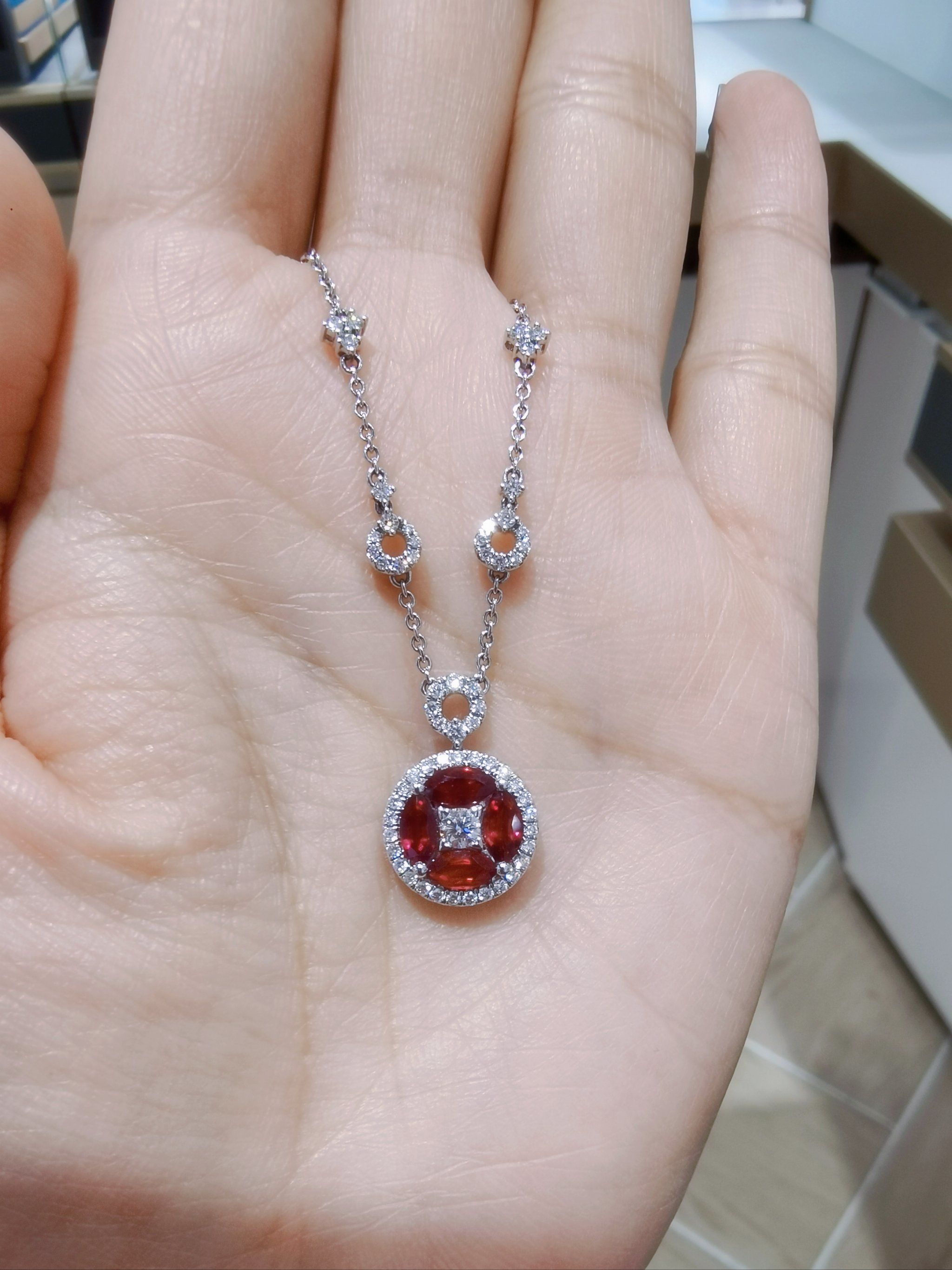 周生生-美美哒,红宝石铜钱项链