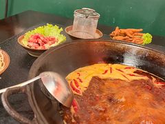 -渝井巷重庆老火锅(沈阳吉祥店)