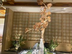 -蜜桃餐厅·伴山(湖滨商业街店)