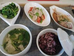 -爱妈月子会所(汕樟总店)