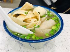 牛双弦-容意发牛杂店(中山八店)