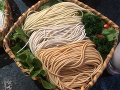 三色火锅面-湊湊火锅·茶憩(新中关购物中心店)