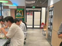 -麦当劳(百联西郊购物中心店)