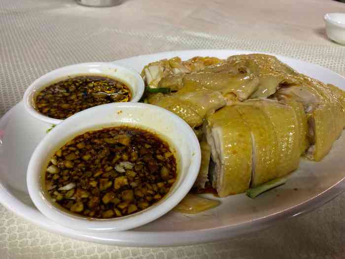 阿炮美食城-"酒店附近看到很热闹!就落座点餐,大众点评.