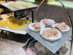 小奶狗-汕头皇城酒店