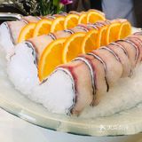 他们家的甜点是最后上的，不会像其他家一样不定时上