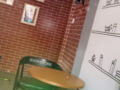 -新华书店(永安路店)