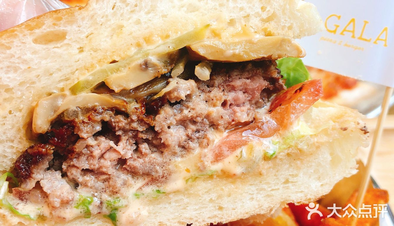 无奈只有一个胃好在离得近