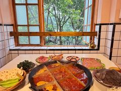 -岗上渣渣老火锅(两路口店)