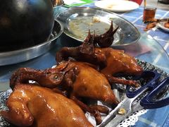 红烧乳鸽-石岐乳鸽村(南海第三分店)
