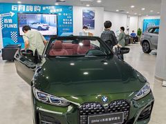 -上海宝信宝马4S店